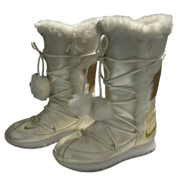 🔥SOLD🔥Nike Womens White/gold Faux Fur Trim Insulated Winter Boot Zip Pom Pom Tie - Picture 7 of 14